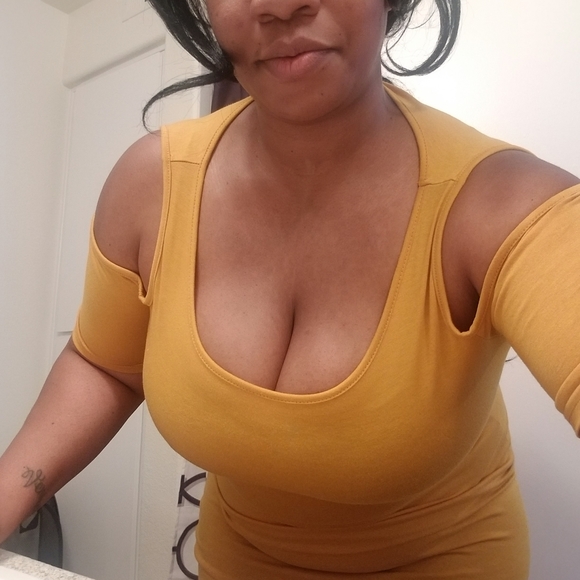 Ecavus Maternity Dress - Picture 3 of 4